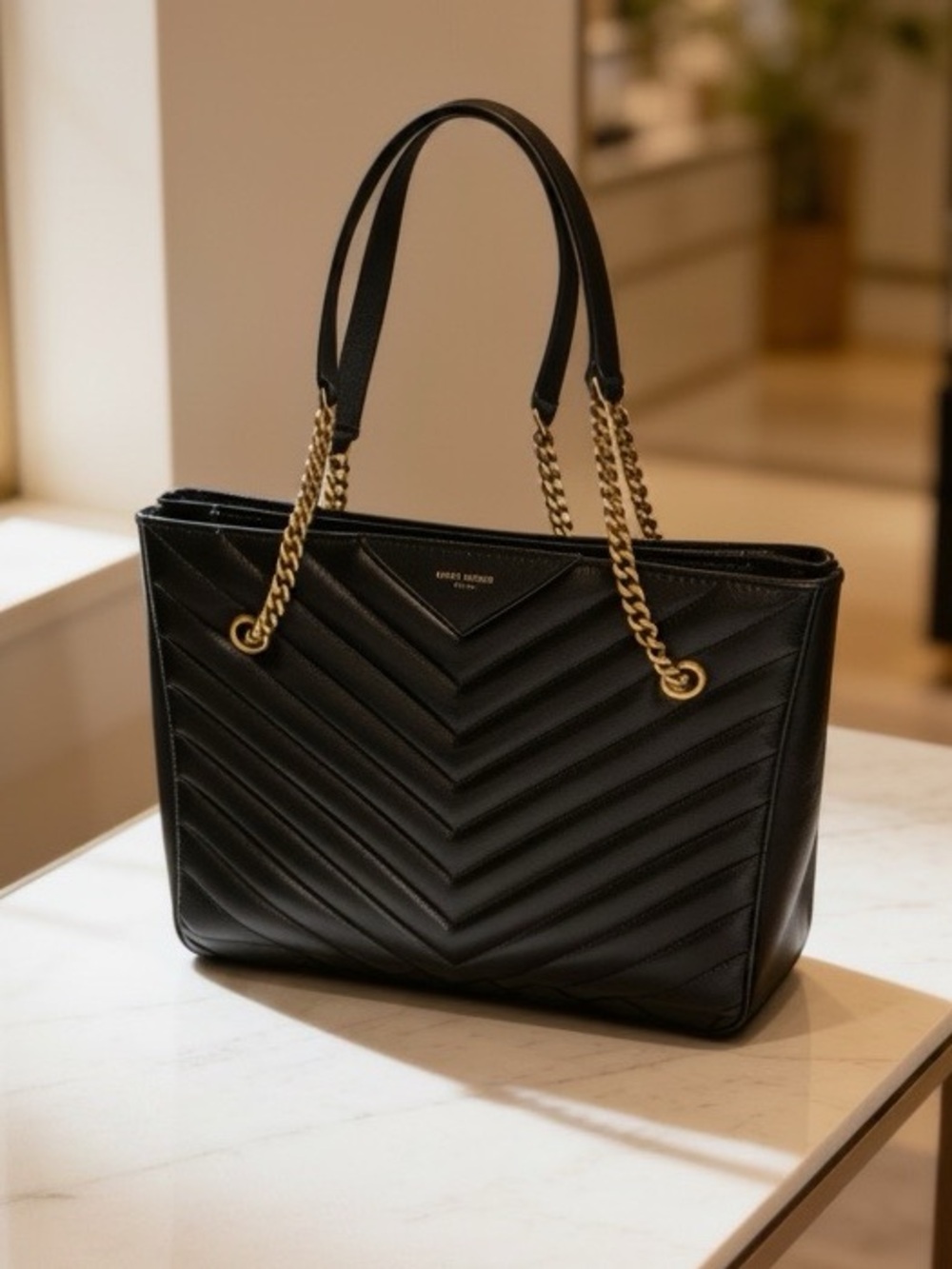🖤 Saint Laurent Quilted Tribeca Medium Shoulder Bag